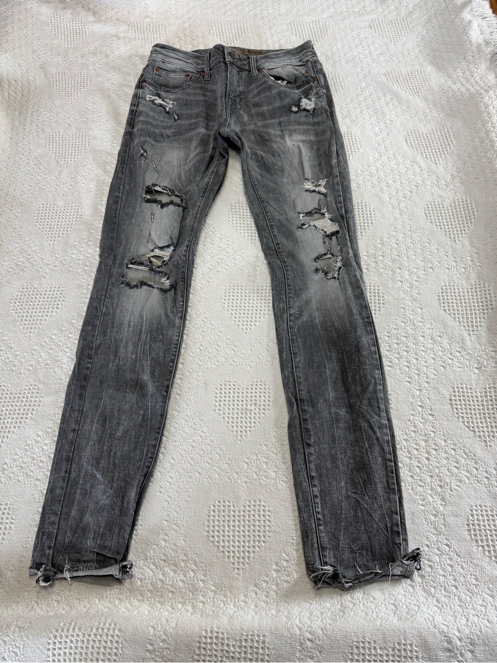 American Eagle Outfitters Distressed Skinny Gray Denim Jeans (29x34)